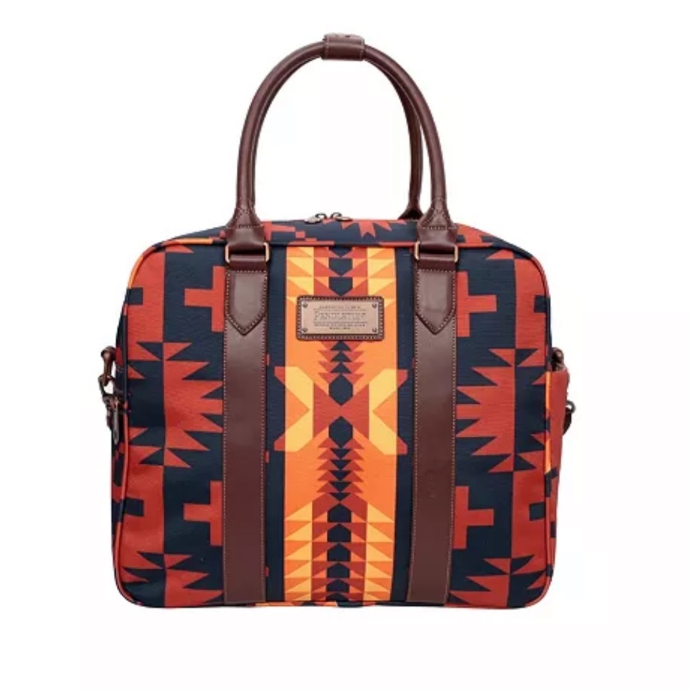 PENDLETON
Spider Rock 16.5" Weekender Tote—-Brand new!!!